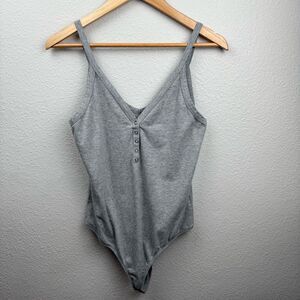 Gray Snap Bodysuit L – Skims Style Clean Girl Wishlist Essential
